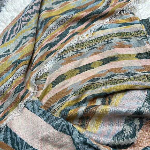 Boho Bohemian Western Style Lightweight Cardigan Kimono Cover Up P5 - Picture 3 of 3